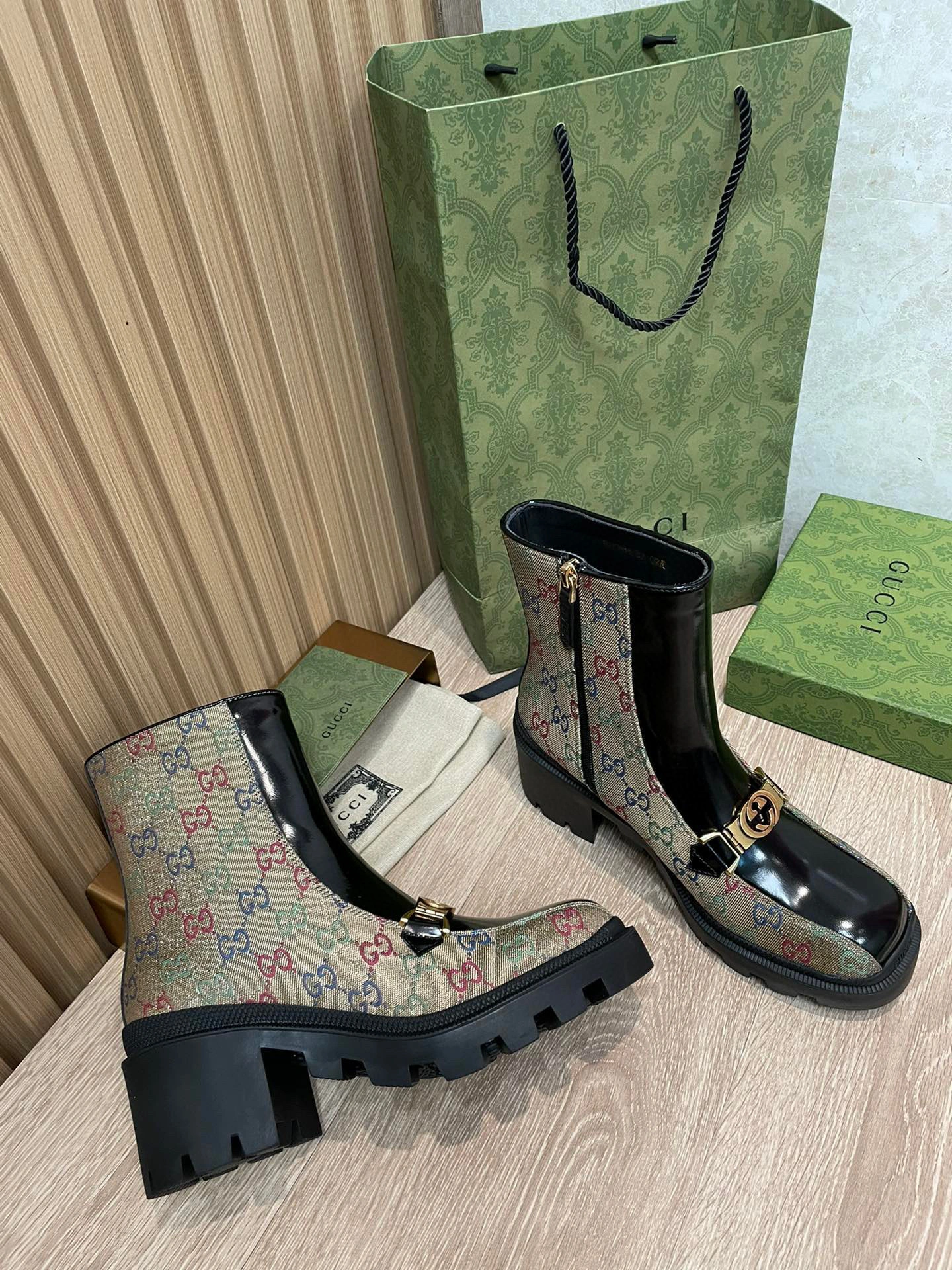 coco- heel height ：5.5cm ， Calfskin item:B-X158J2317